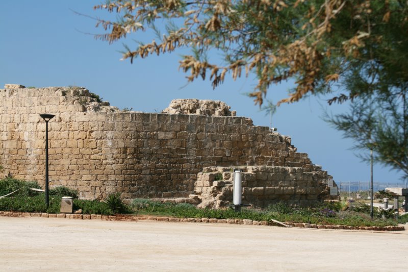 caesarea03.jpg