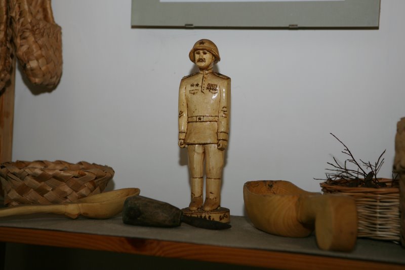 juhnov28.jpg